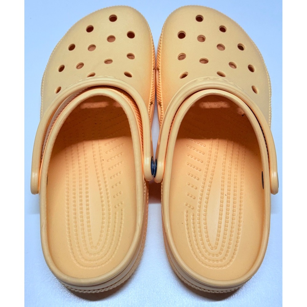 Crocs Classic Clog Cantaloupe Orange Mens 8 Womens 10 Comfort Slip On Shoes - Picture 3 of 5
